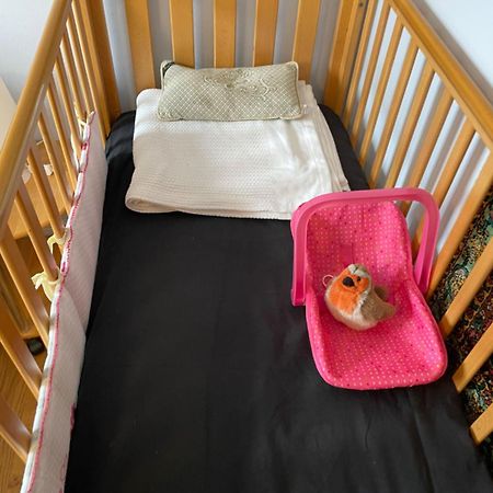 Morden Flat Close To Dlr Station With Free Parking Londen Buitenkant foto